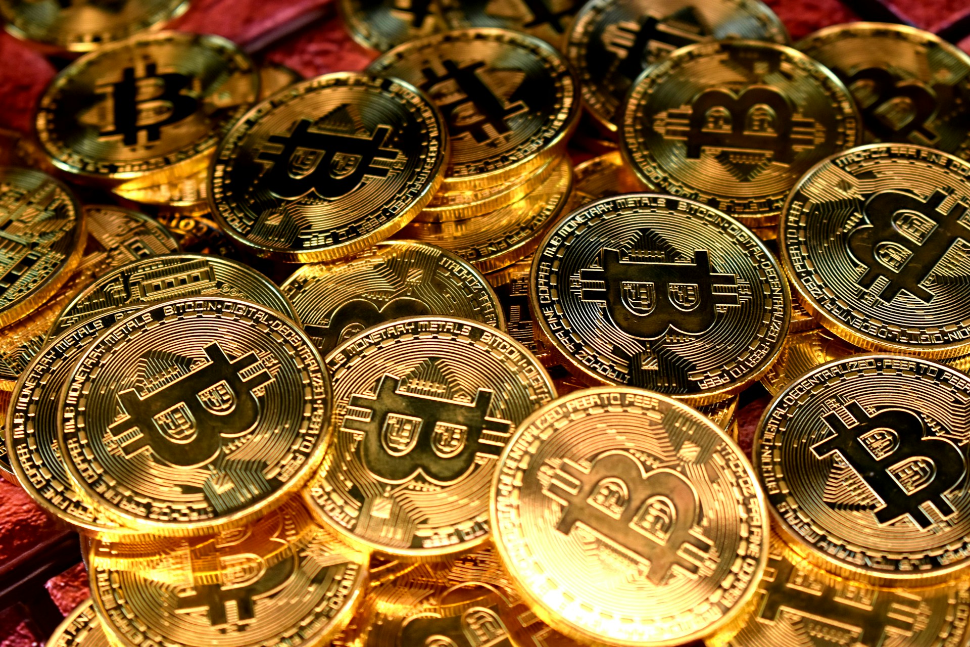Blockchain vs Bitcoin
